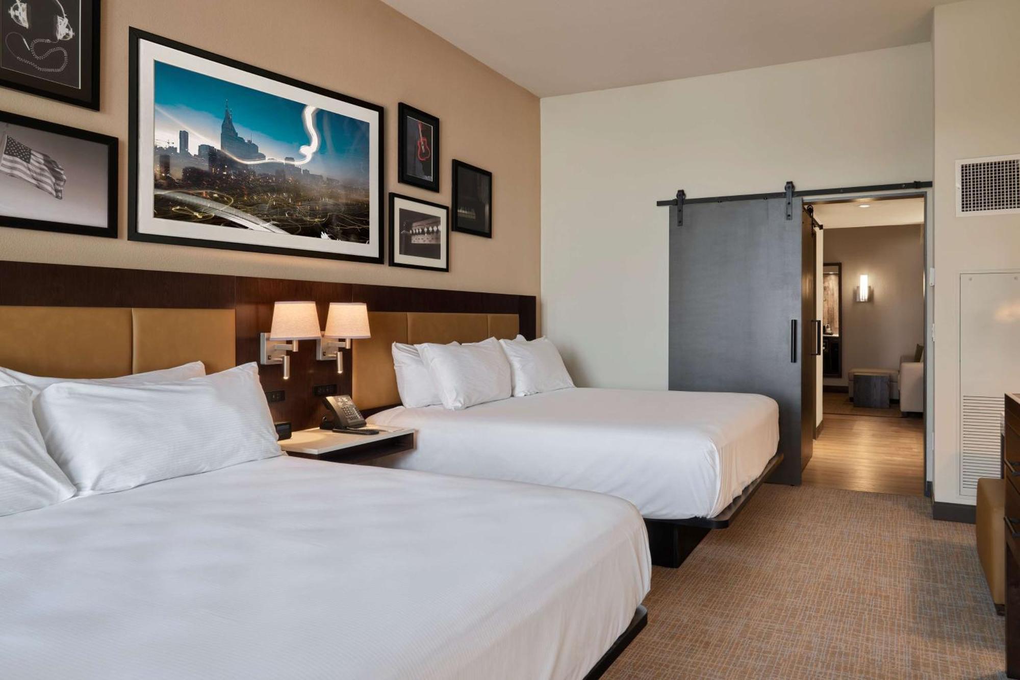 Embassy Suites By Hilton Nashville Downtown Exterior foto